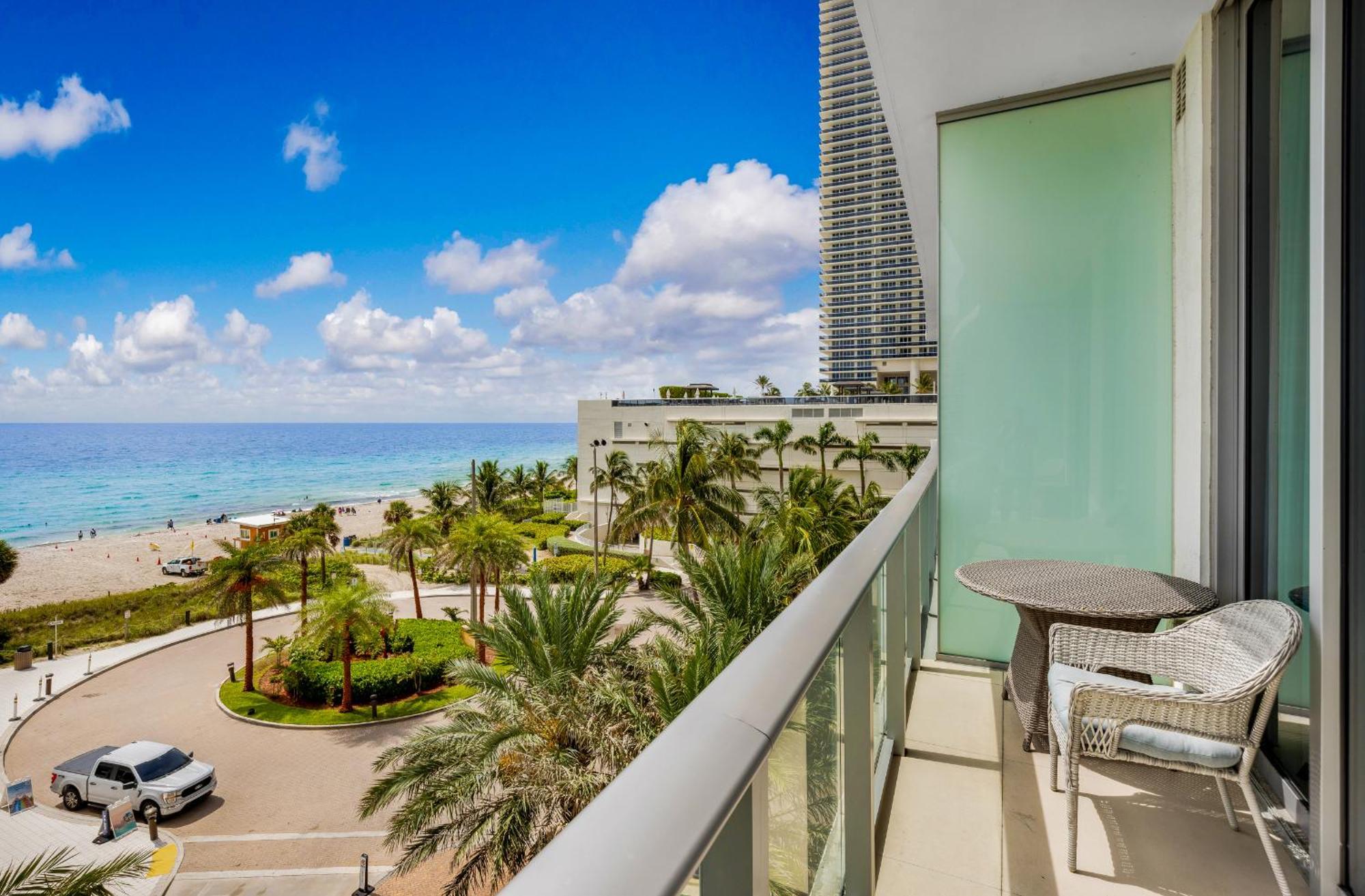 Wake Up To The Sound Of Waves In A Stylish Condo In A Luxury Resort Hollywood Zewnętrze zdjęcie