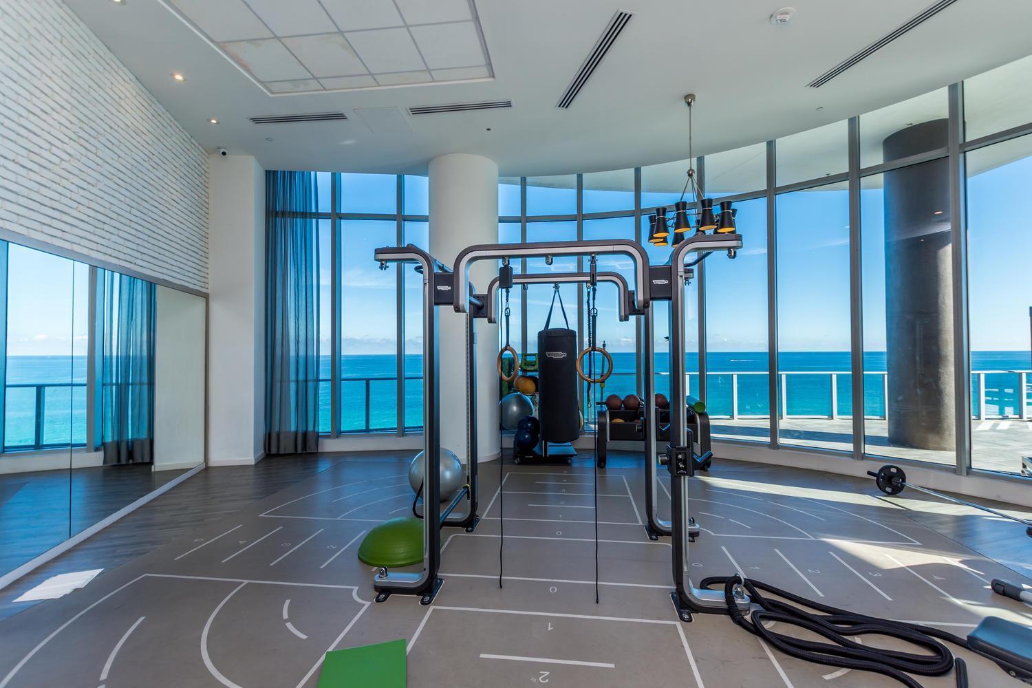 Wake Up To The Sound Of Waves In A Stylish Condo In A Luxury Resort Hollywood Zewnętrze zdjęcie