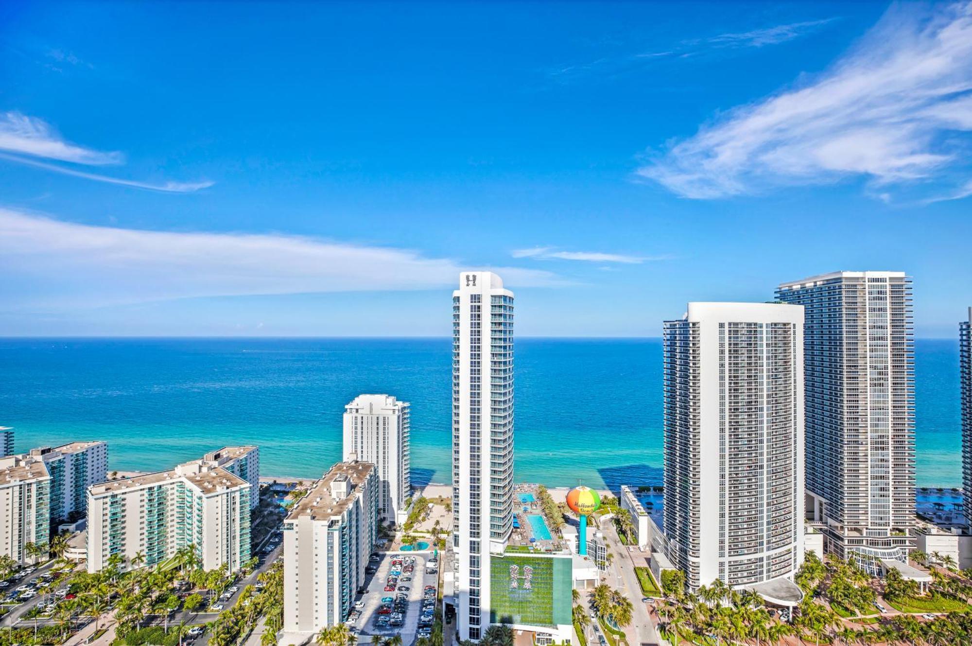 Wake Up To The Sound Of Waves In A Stylish Condo In A Luxury Resort Hollywood Zewnętrze zdjęcie