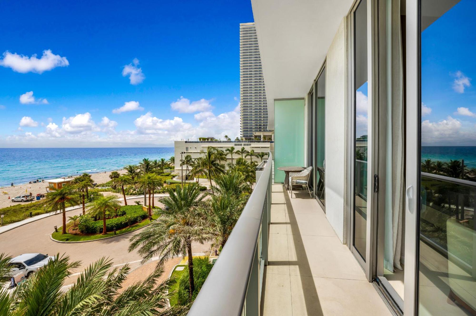 Wake Up To The Sound Of Waves In A Stylish Condo In A Luxury Resort Hollywood Zewnętrze zdjęcie