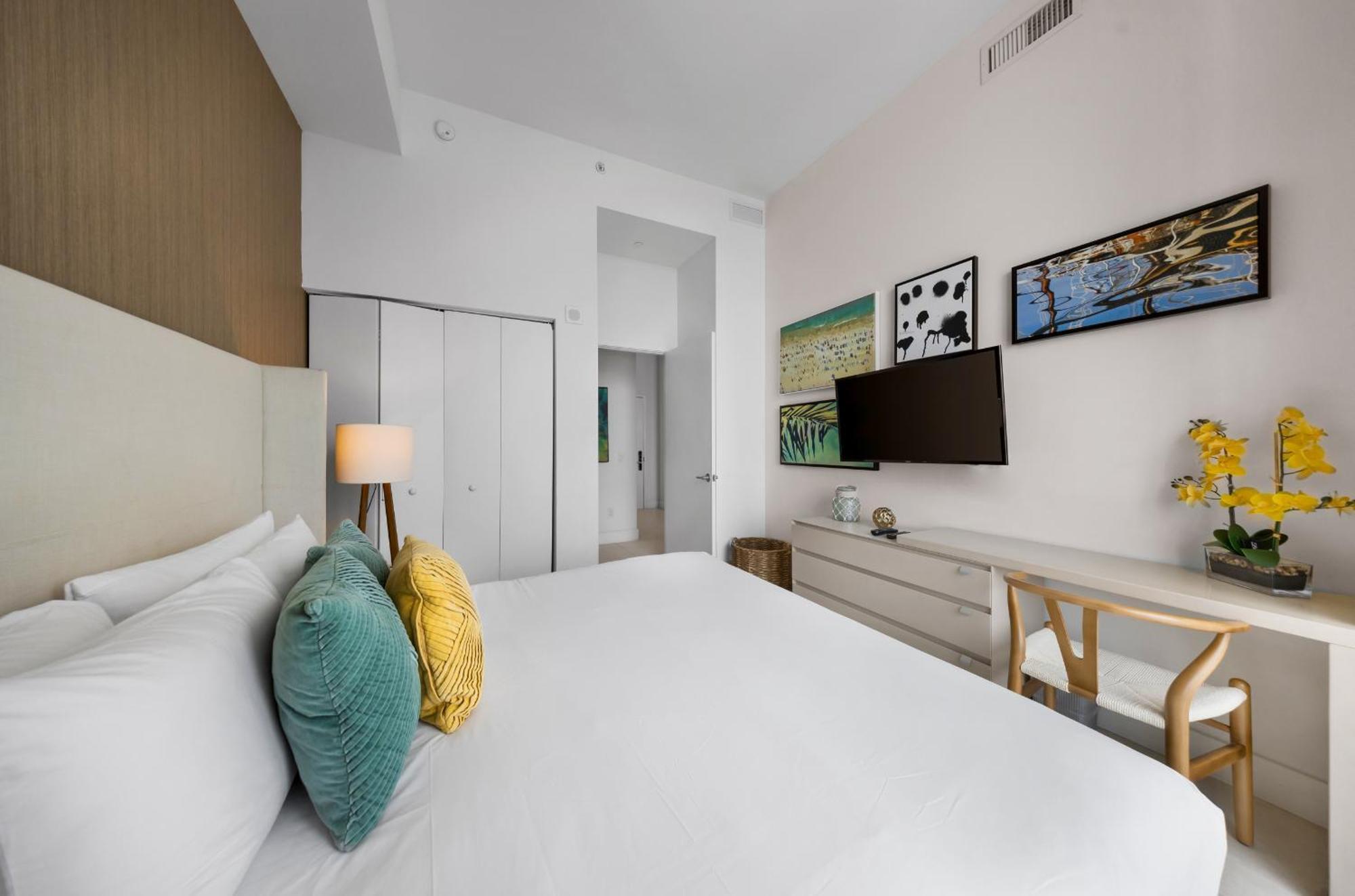 Wake Up To The Sound Of Waves In A Stylish Condo In A Luxury Resort Hollywood Zewnętrze zdjęcie