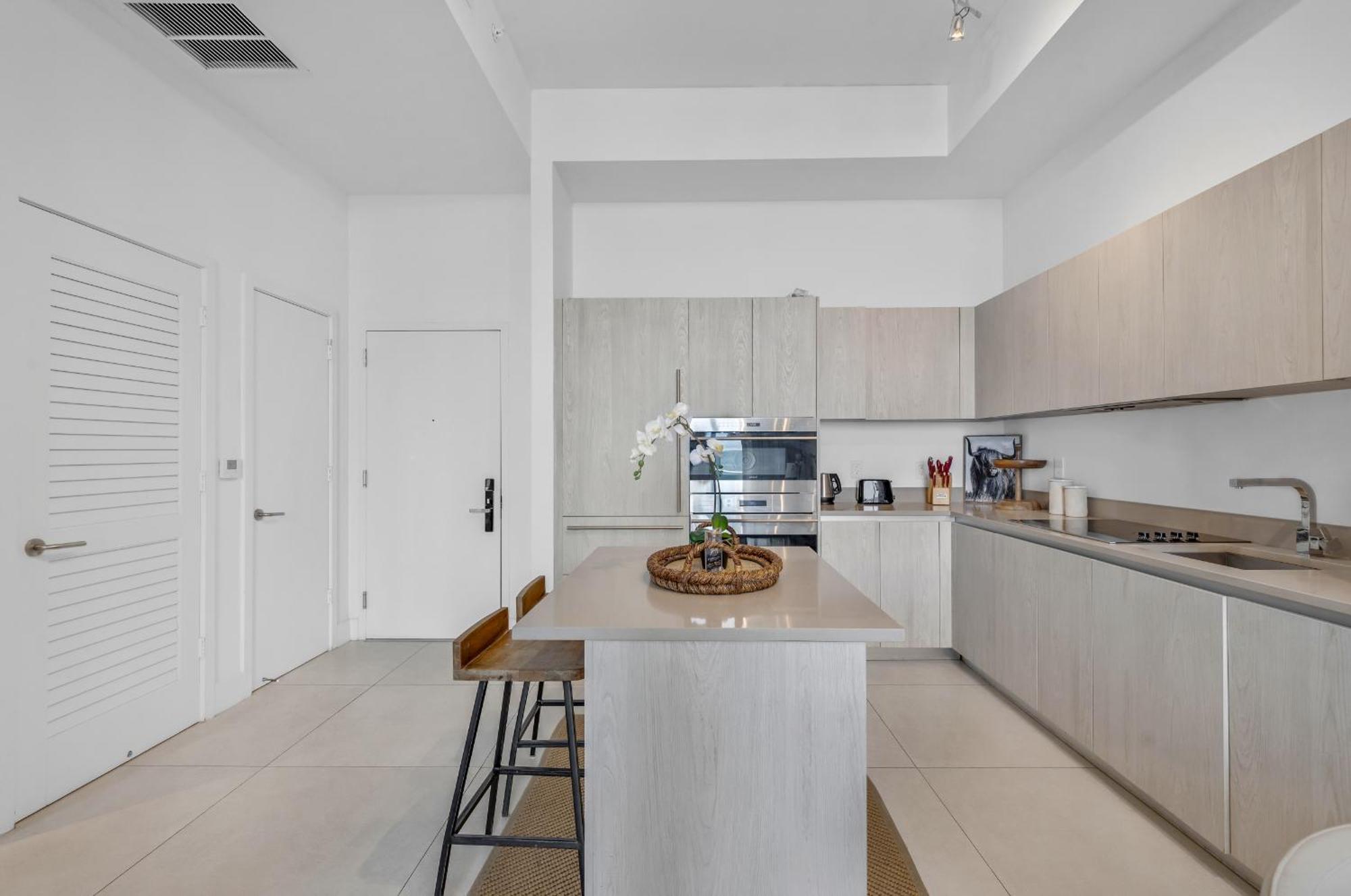 Wake Up To The Sound Of Waves In A Stylish Condo In A Luxury Resort Hollywood Zewnętrze zdjęcie